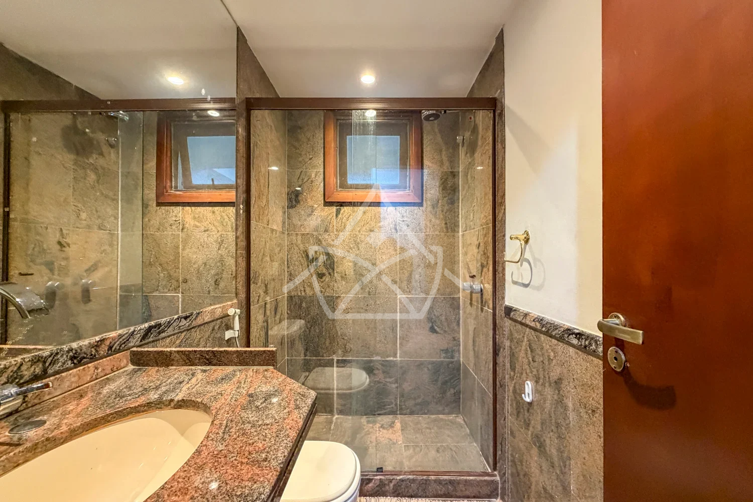Duplex em Estilo Colonial na Barra da Tijuca RJ