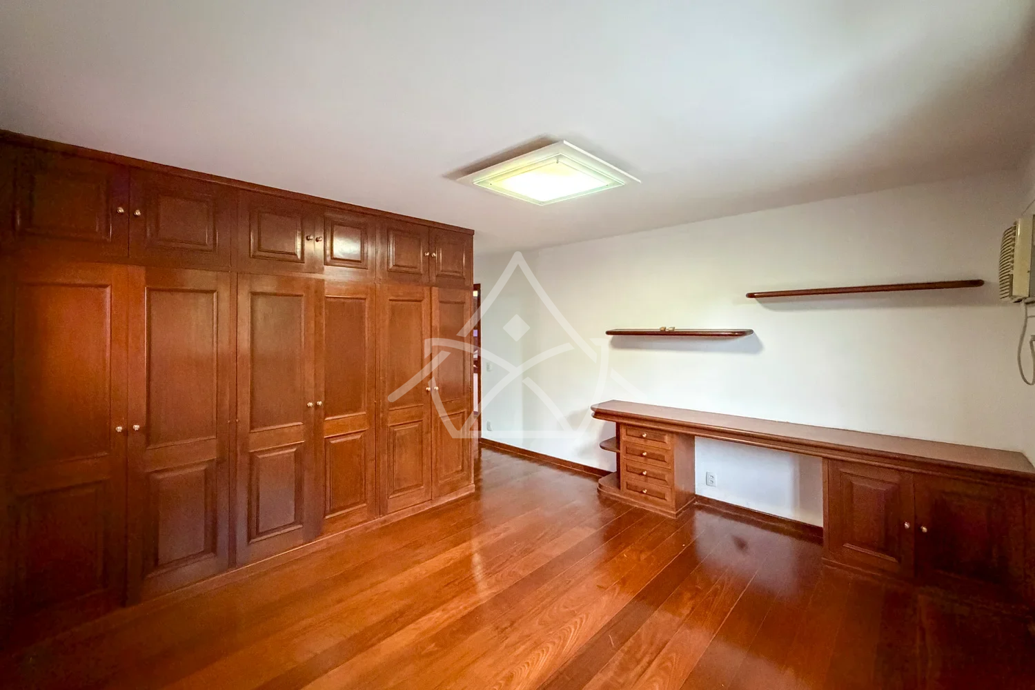 Duplex em Estilo Colonial na Barra da Tijuca RJ