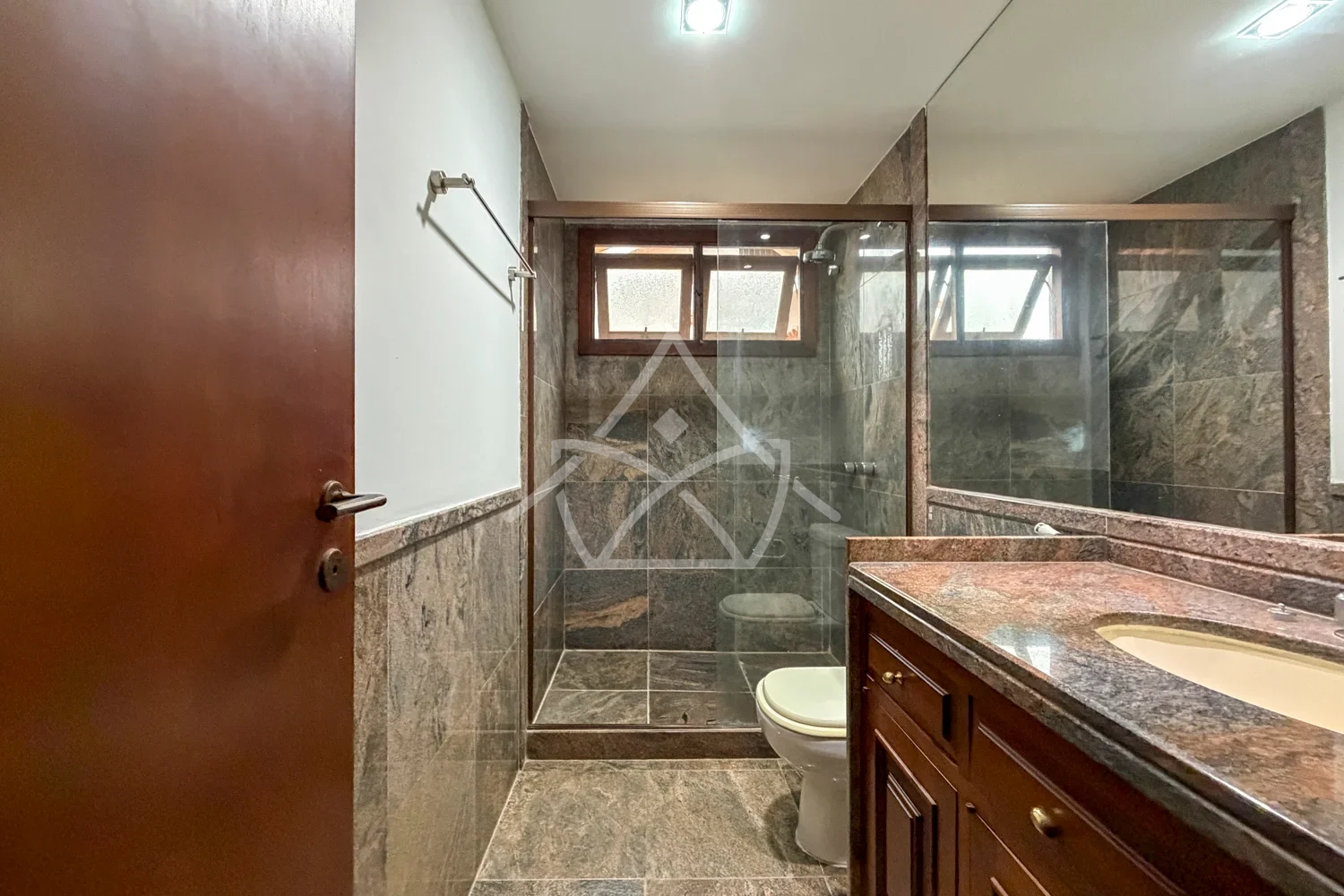 Duplex em Estilo Colonial na Barra da Tijuca RJ