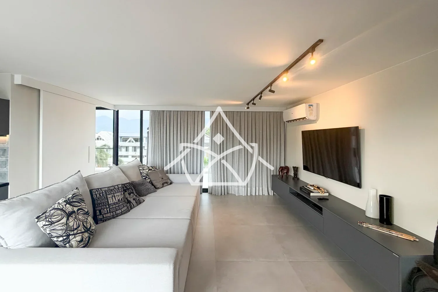 Casa Triplex no Recreio dos Bandeirantes RJ