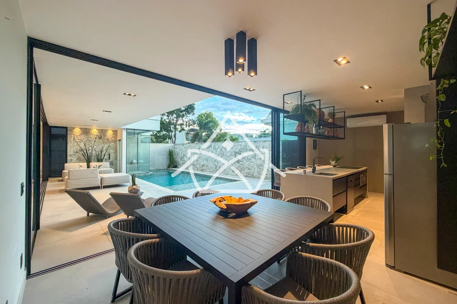 Casa Triplex no Recreio dos Bandeirantes RJ
