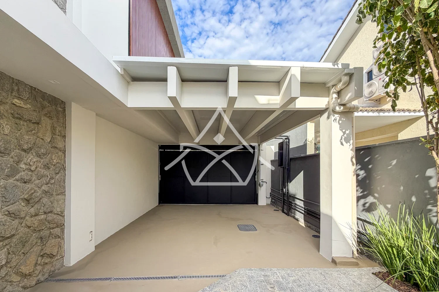 Casa Duplex à Venda na Barra da Tijuca RJ