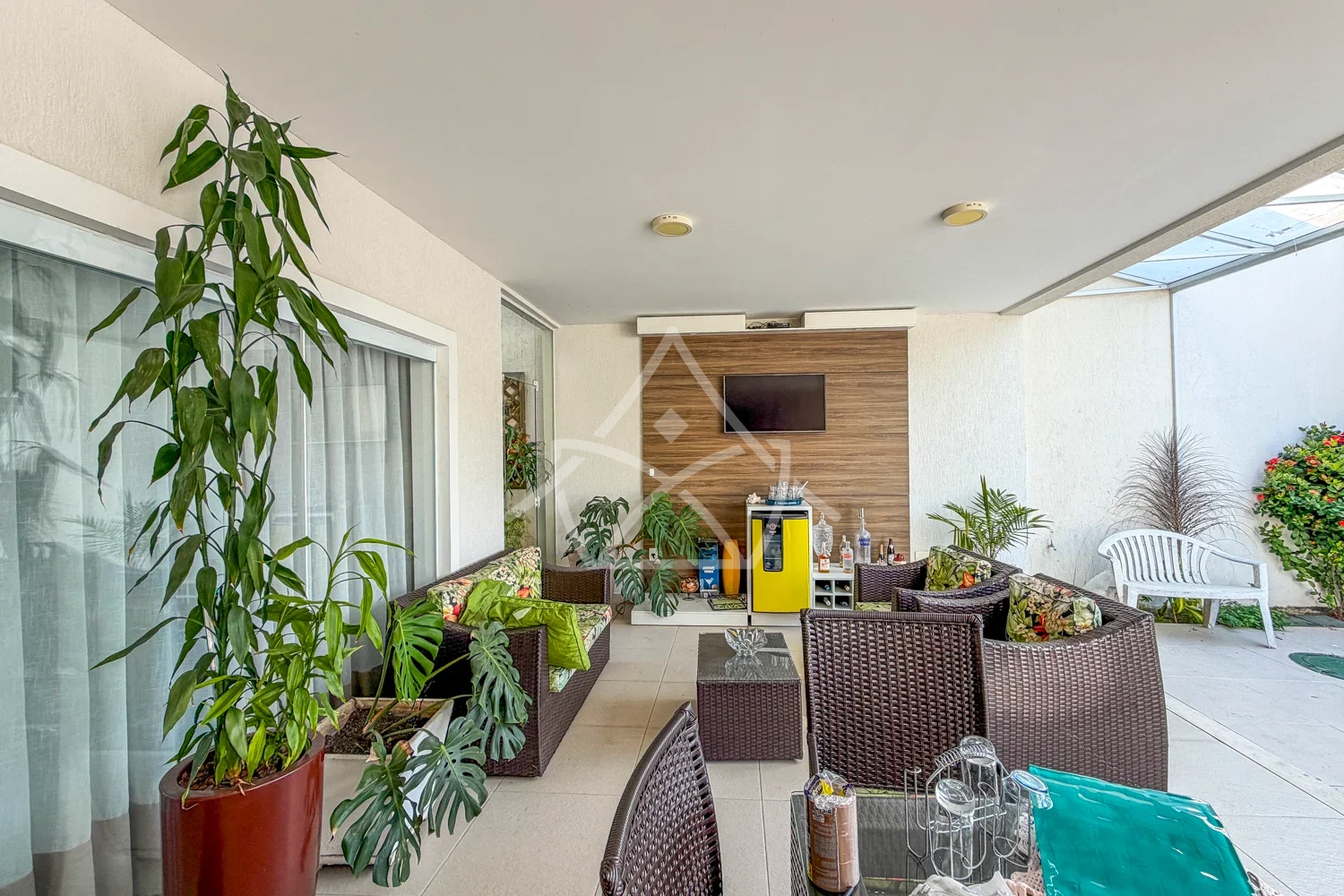 Triplex à Venda com 4 Quartos e Piscina no Recreio RJ