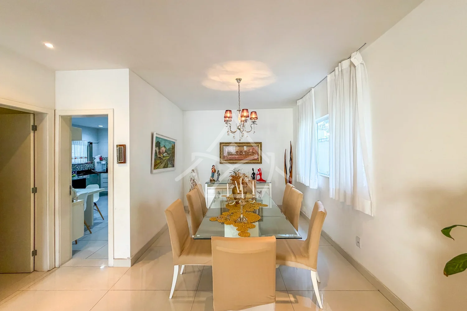 Triplex à Venda com 4 Quartos e Piscina no Recreio RJ
