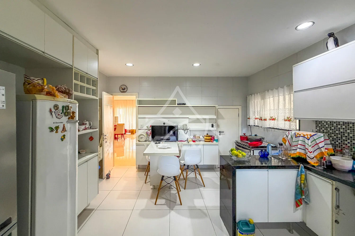 Triplex à Venda com 4 Quartos e Piscina no Recreio RJ