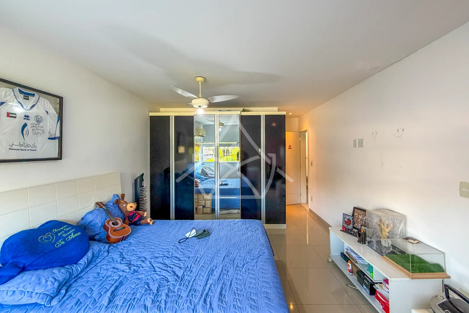 Triplex à Venda com 4 Quartos e Piscina no Recreio RJ