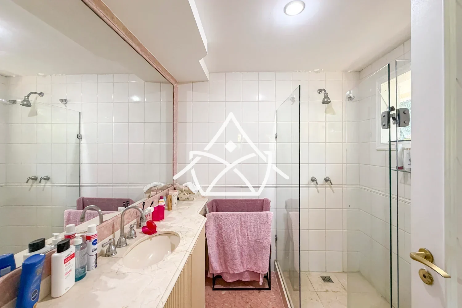 Casa com Casa de Hóspedes na Barra da Tijuca RJ