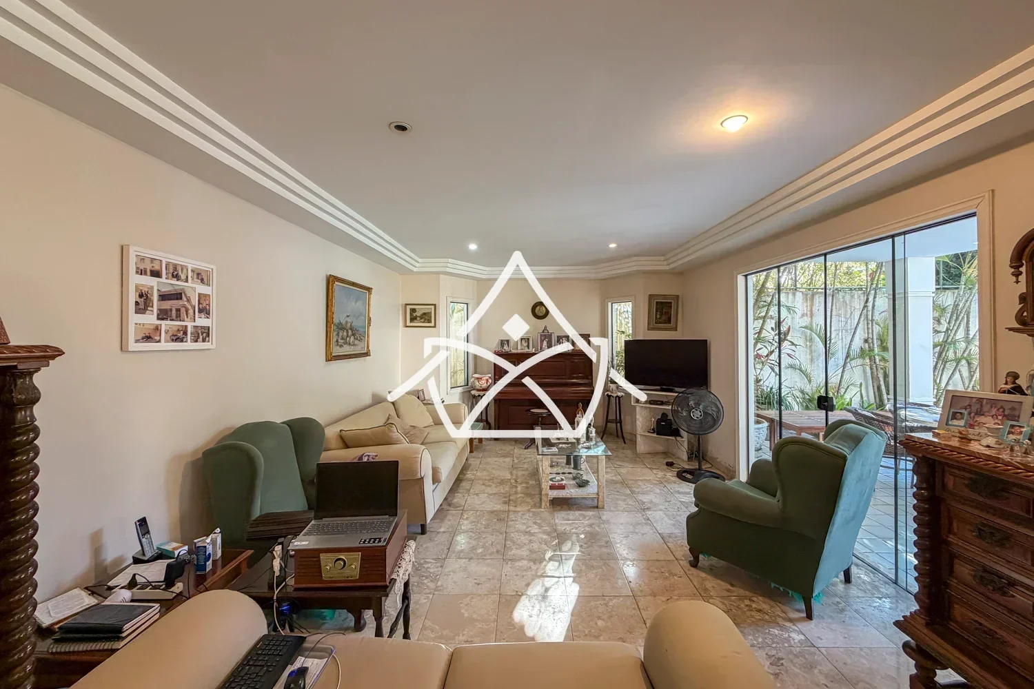 Casa com Casa de Hóspedes na Barra da Tijuca RJ