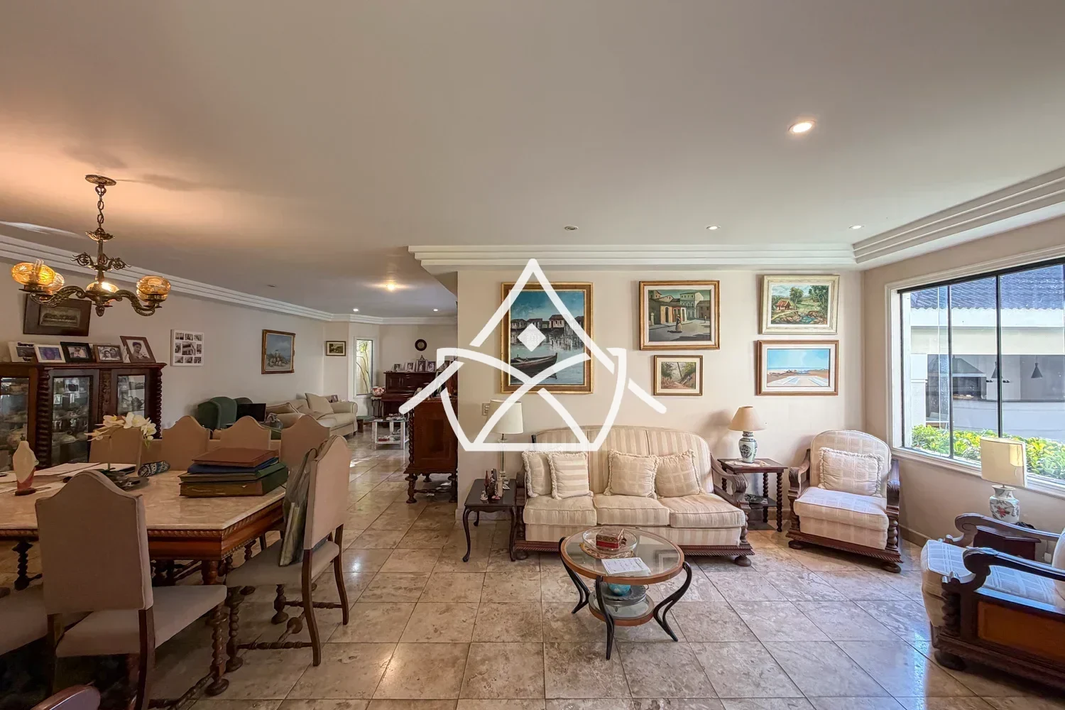Casa com Casa de Hóspedes na Barra da Tijuca RJ