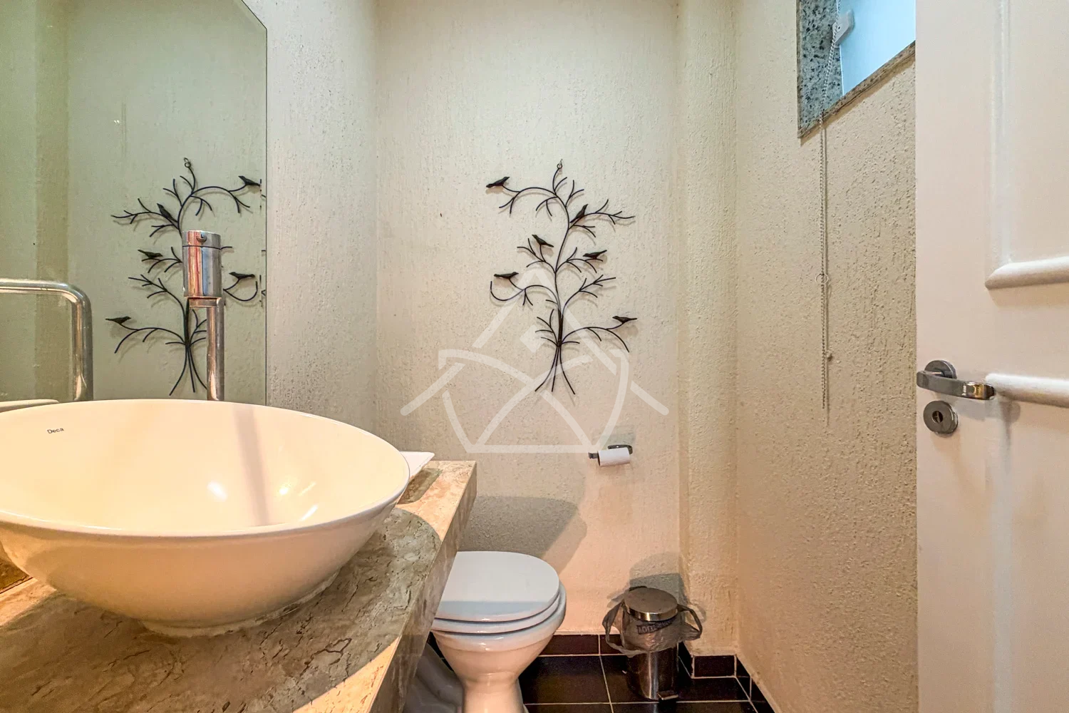 Triplex com 4 Quartos em Vargem Pequena RJ