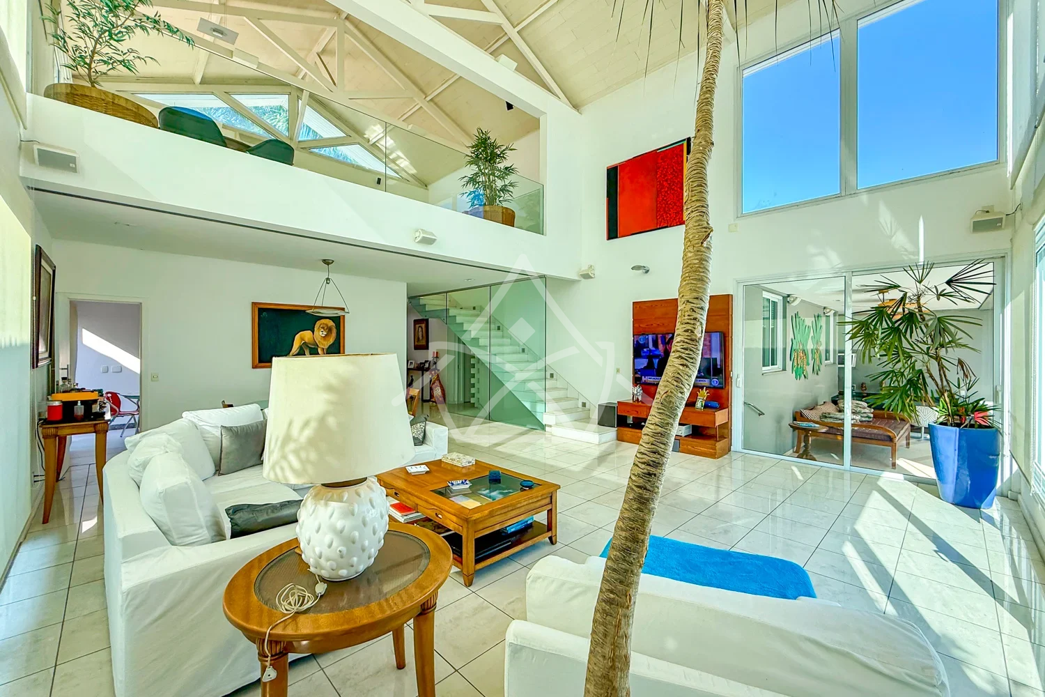 Duplex em Estilo Tradicional à Venda na Barra da Tijuca RJ