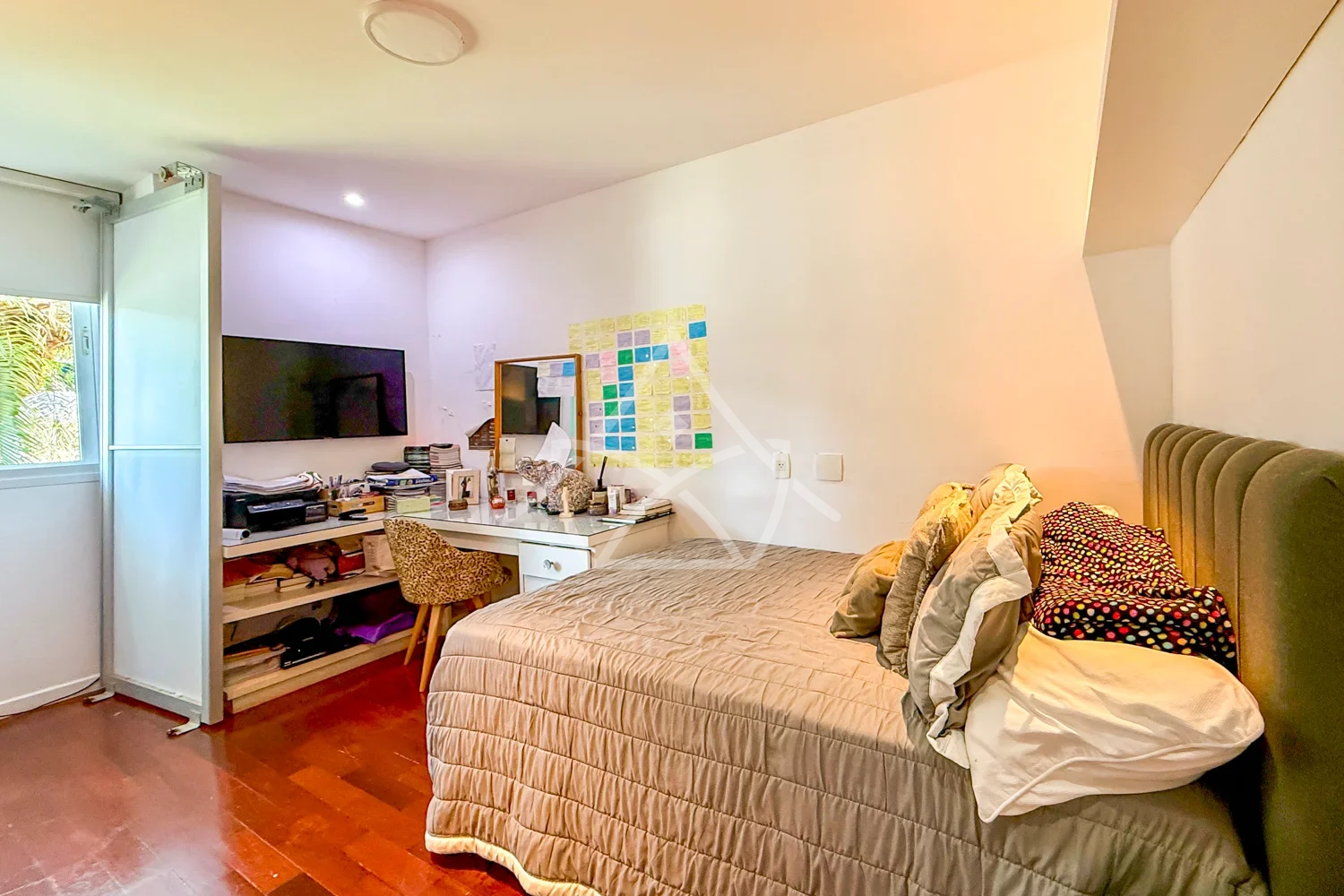 Duplex em Estilo Tradicional à Venda na Barra da Tijuca RJ
