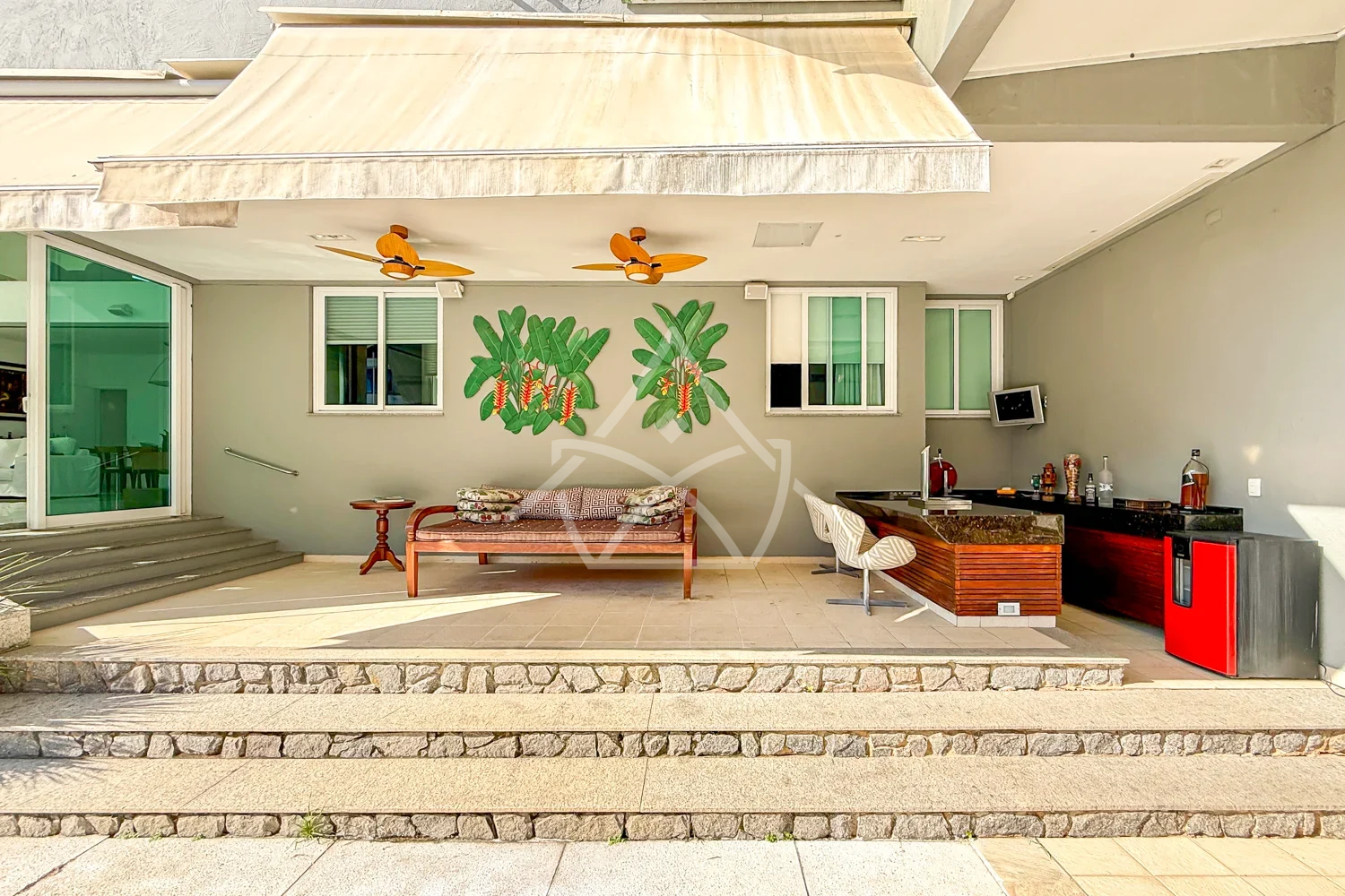 Duplex em Estilo Tradicional à Venda na Barra da Tijuca RJ