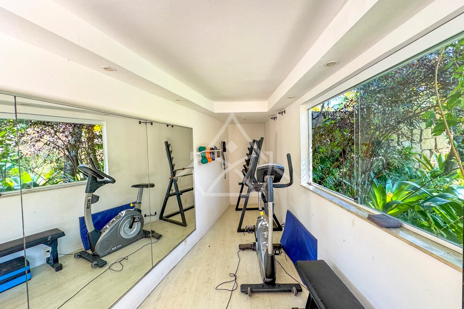 Casa Duplex com Jardim na Barra da Tijuca RJ