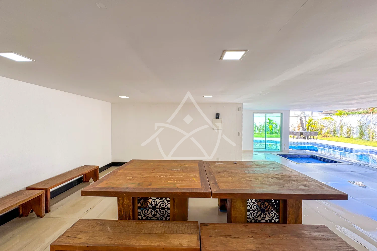 Venda com 5 Suítes na Barra da Tijuca RJ