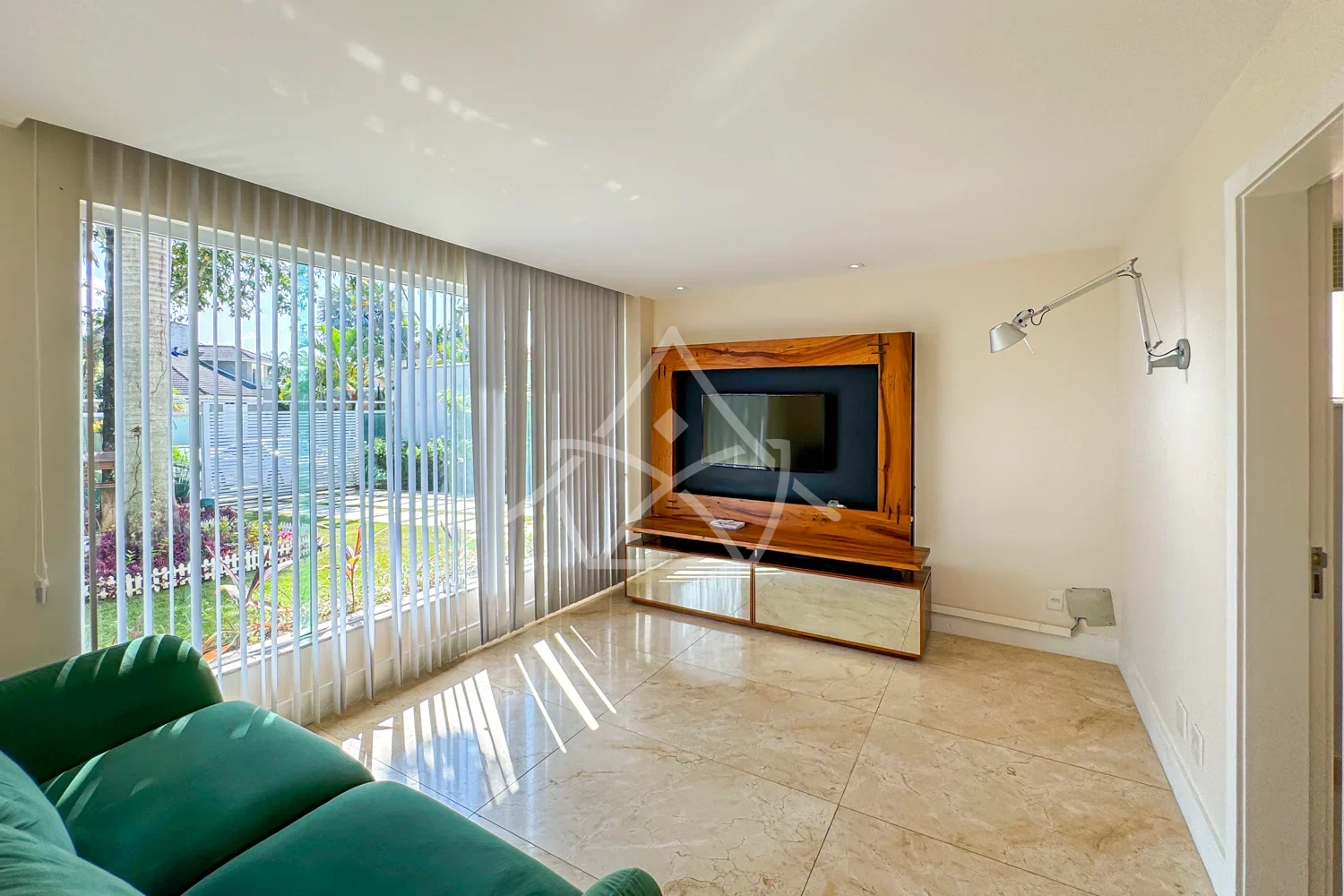 Venda com 5 Suítes na Barra da Tijuca RJ