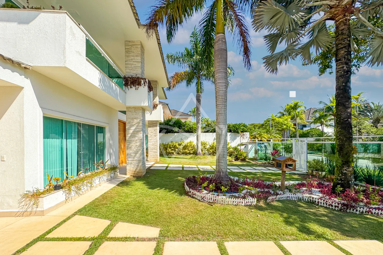 Venda com 5 Suítes na Barra da Tijuca RJ