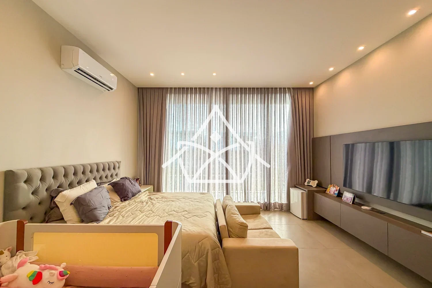 Contemporânea à Venda com 3 Suítes na Barra da Tijuca RJ