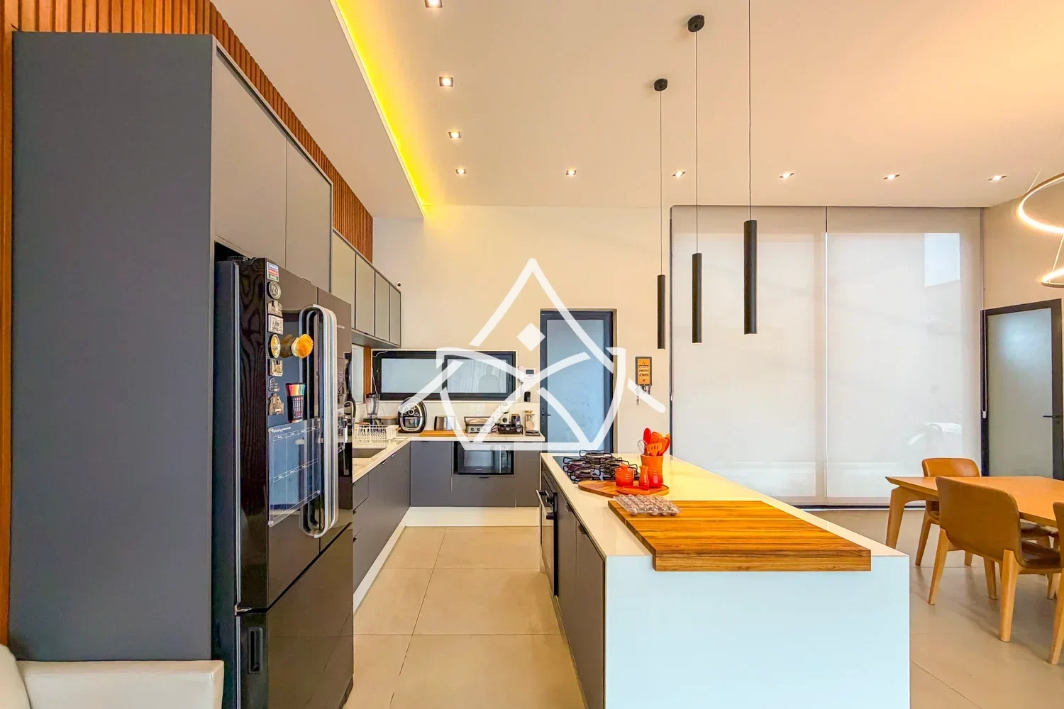 Contemporânea à Venda com 3 Suítes na Barra da Tijuca RJ