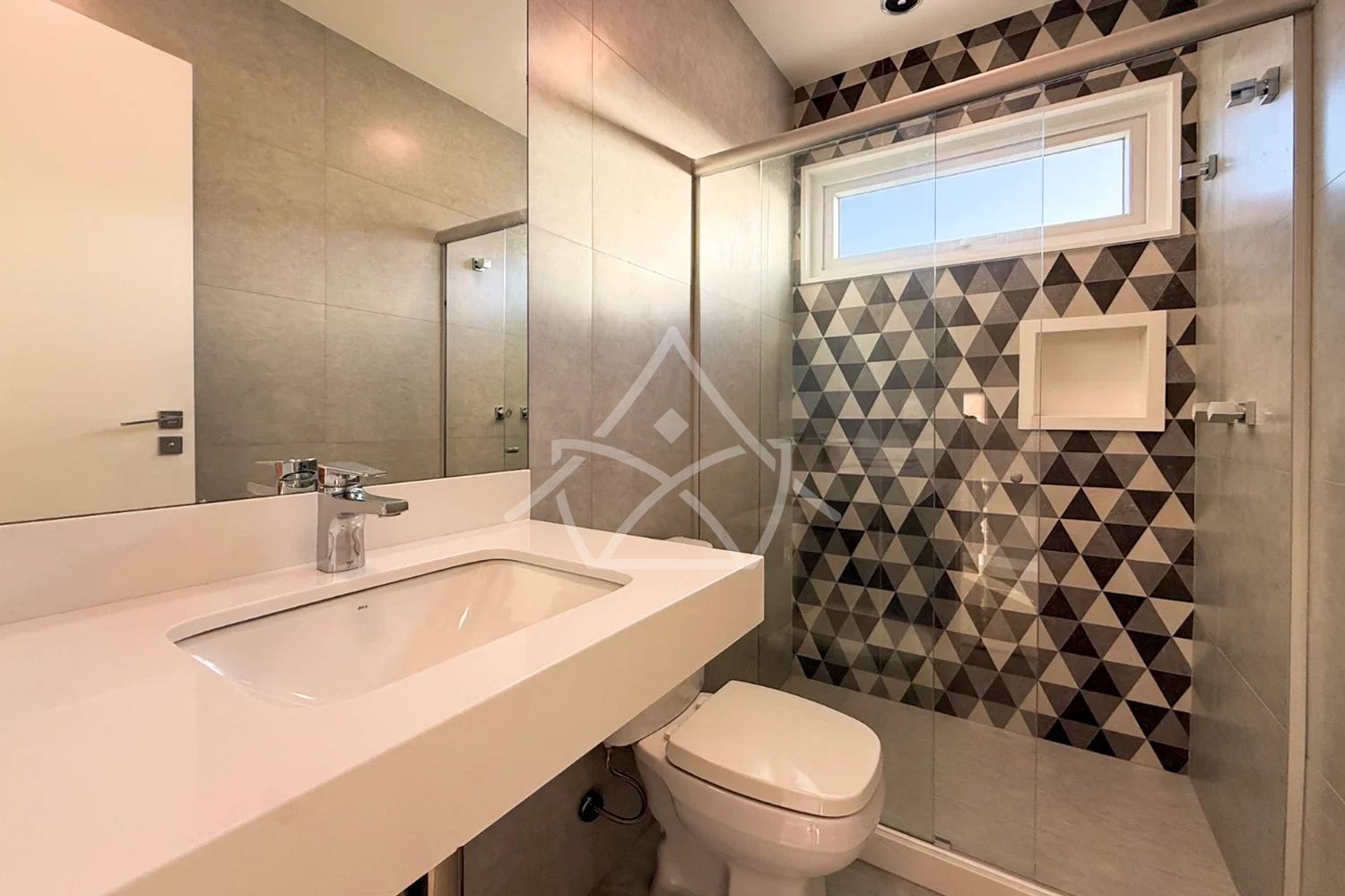 Triplex à Venda com 3 Suítes e Escritório no Recreio RJ