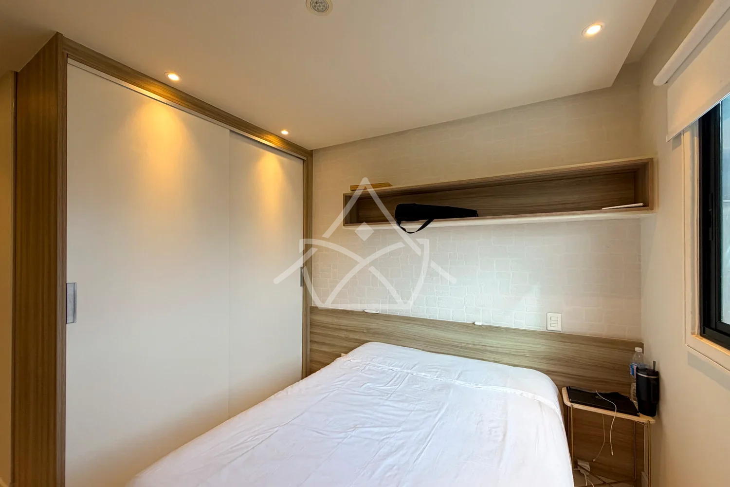 Casa à Venda Triplex com 3 Suítes, Piscina com Cascata, Sauna e Sala de Cinema