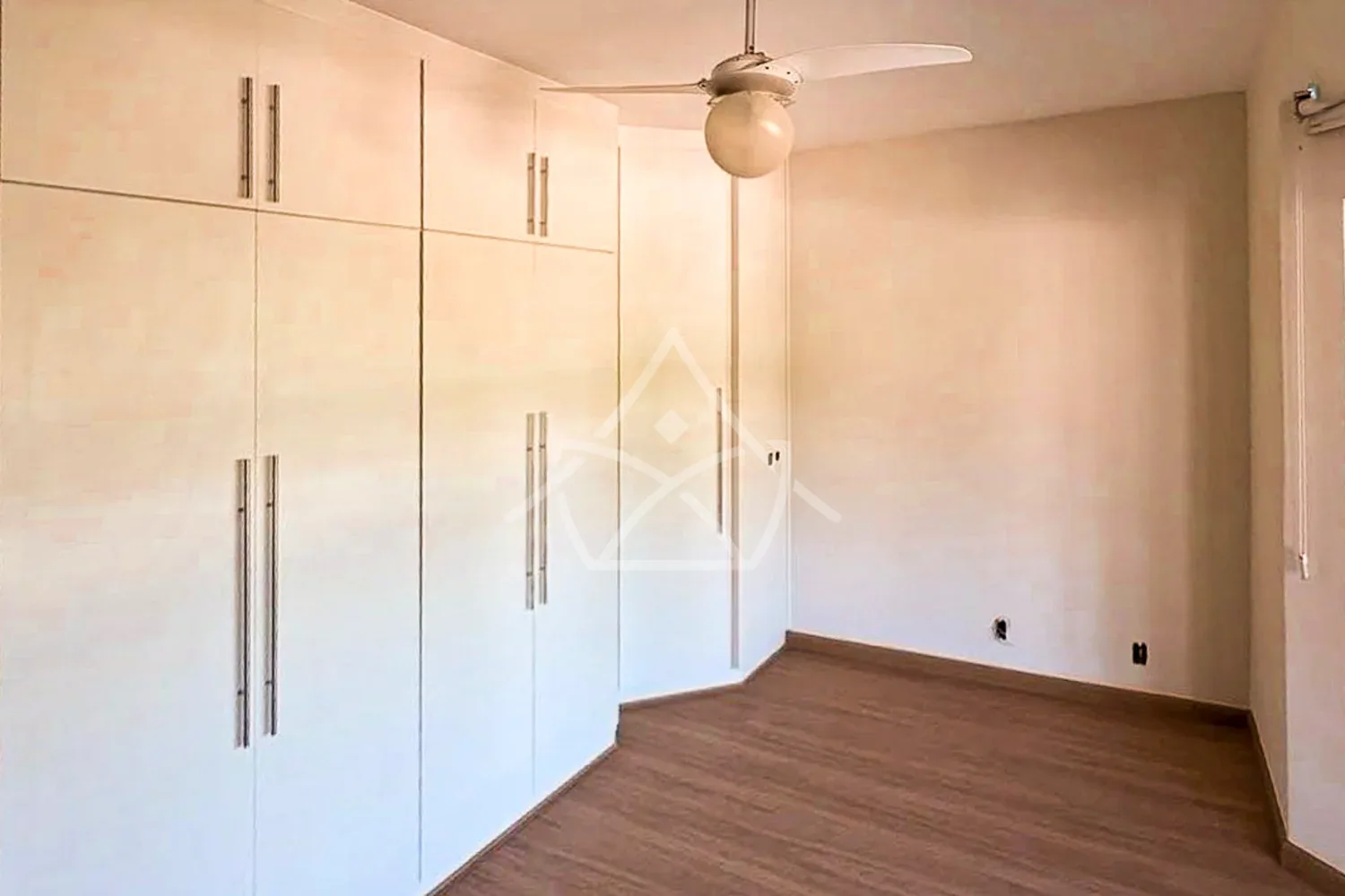 Casa à Venda Sofisticada - Barra da Tijuca, RJ