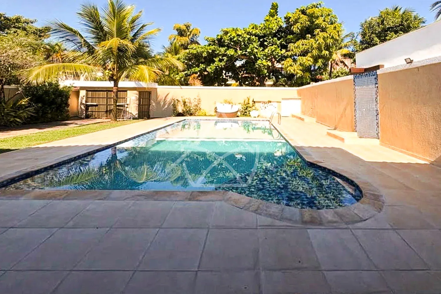 Casa à Venda Sofisticada - Barra da Tijuca, RJ