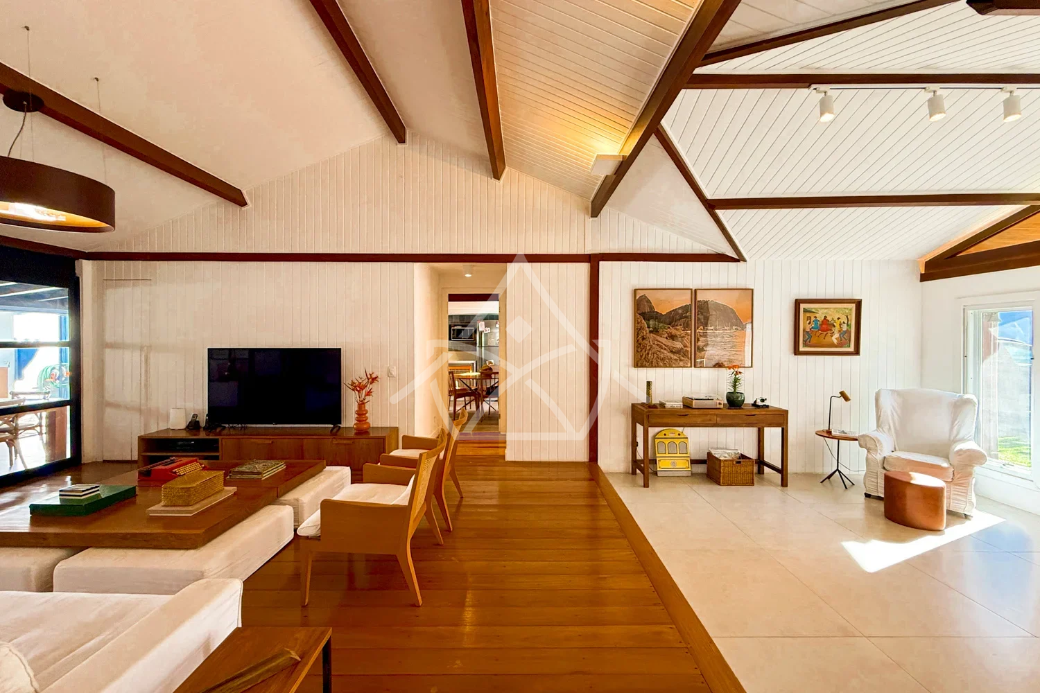 Casa Linear Reformada - Barra da Tijuca, RJ