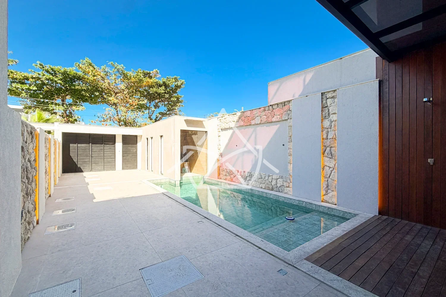Casa Contemporânea Porteira Fechada - Barra da Tijuca, RJ