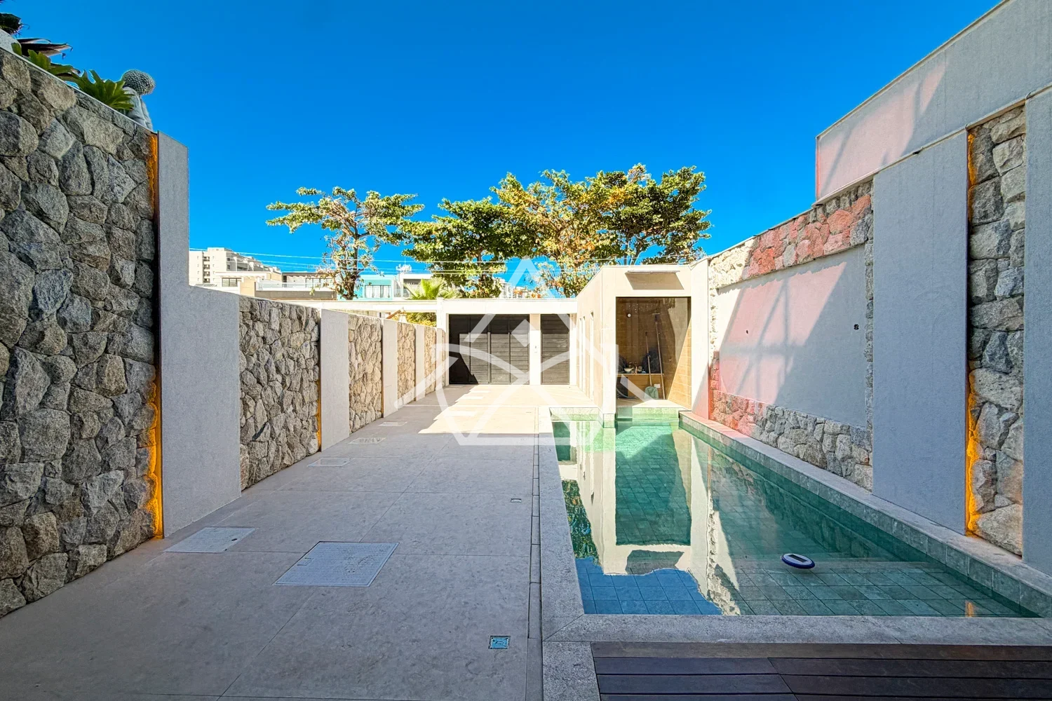 Casa Contemporânea Porteira Fechada - Barra da Tijuca, RJ