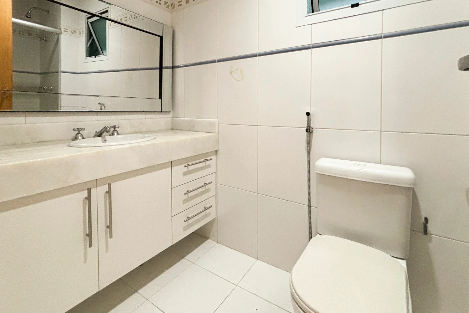 Apartamento 3 Quartos em Andar Alto com Sol da Manhã e Vista para o Verde
