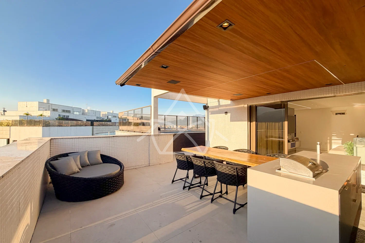 Cobertura Duplex à Venda com 4 Suítes