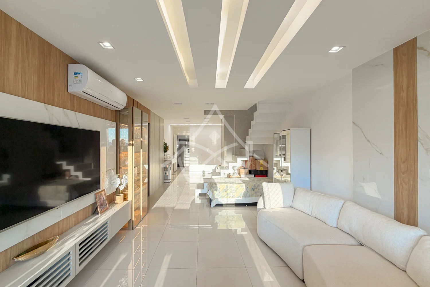 Cobertura Duplex à Venda com 4 Suítes