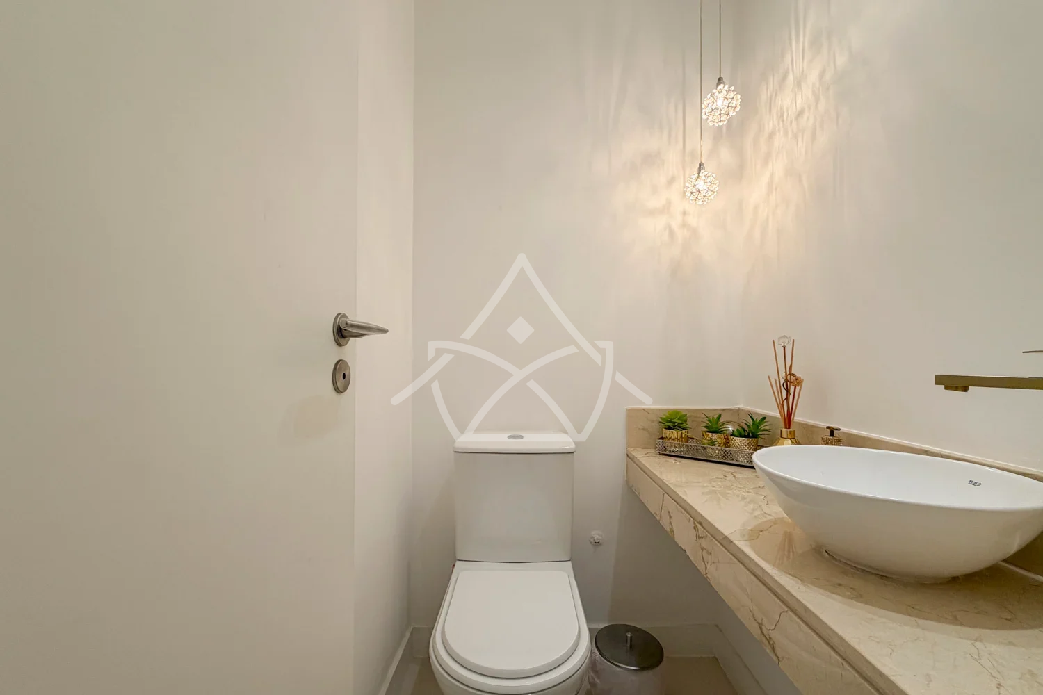 Cobertura Duplex à Venda com 4 Suítes