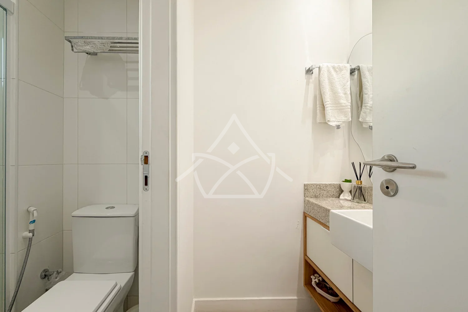 Cobertura Duplex à Venda com 4 Suítes