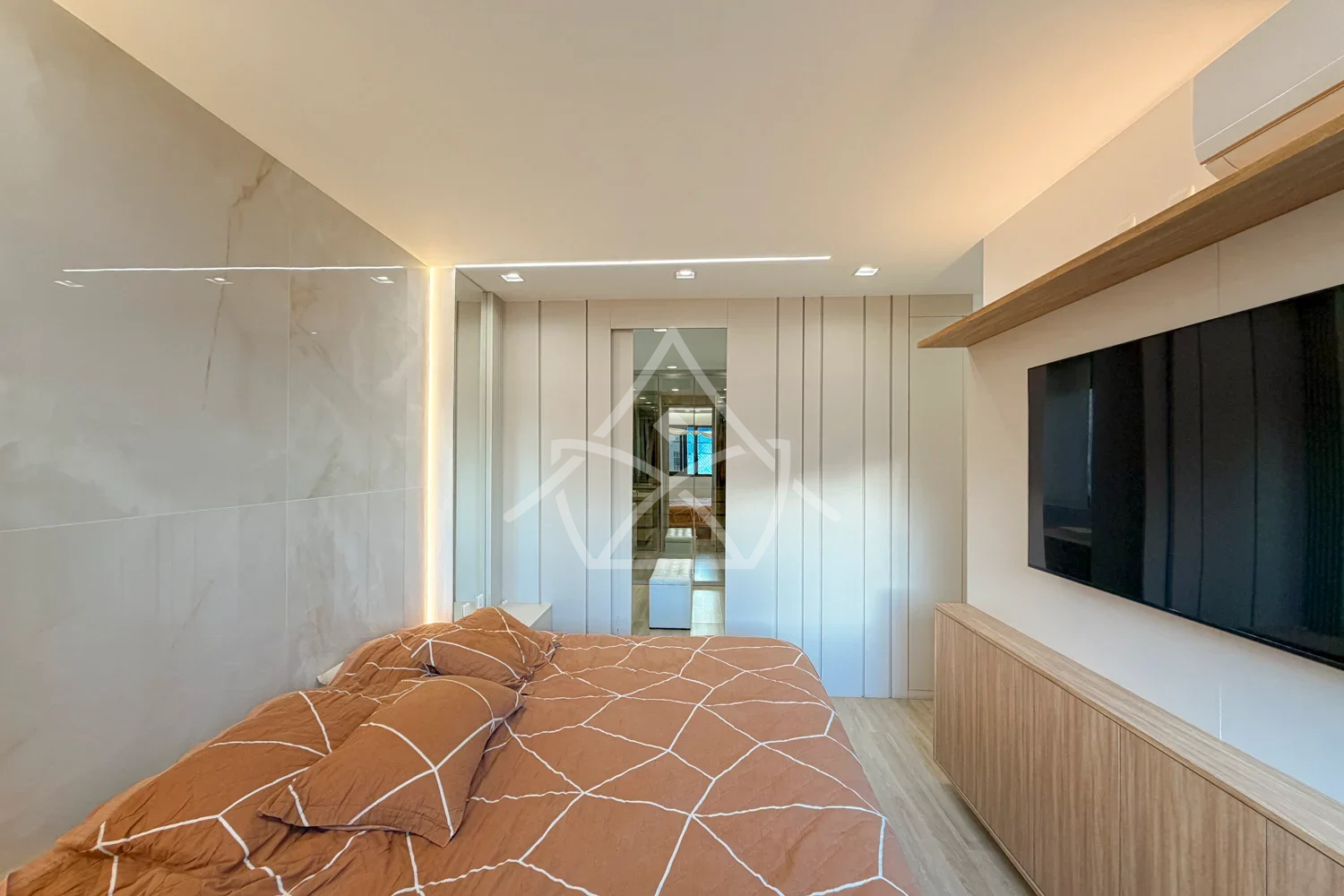 Cobertura Duplex à Venda com 4 Suítes