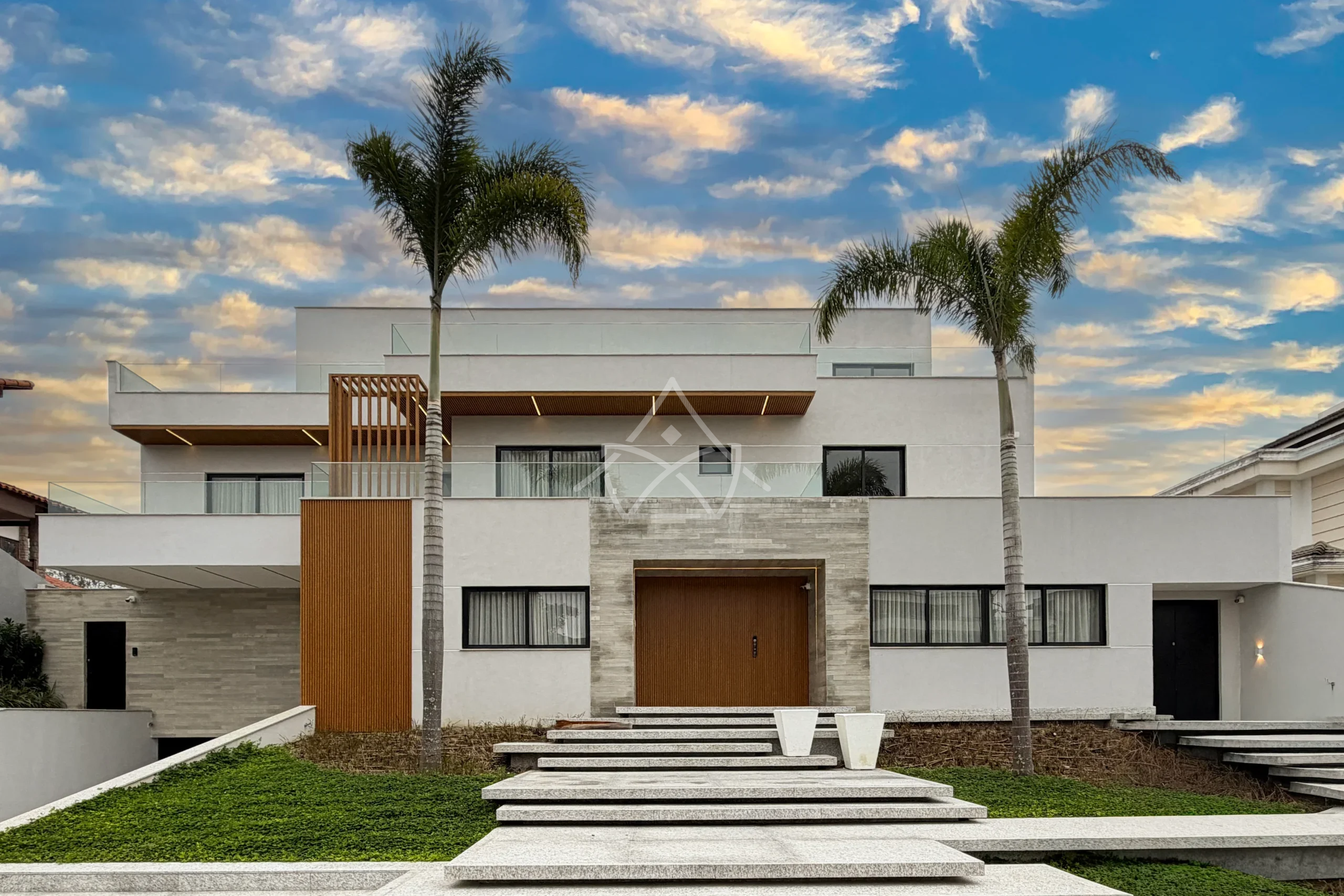 Mansão Triplex à Venda na Barra da Tijuca