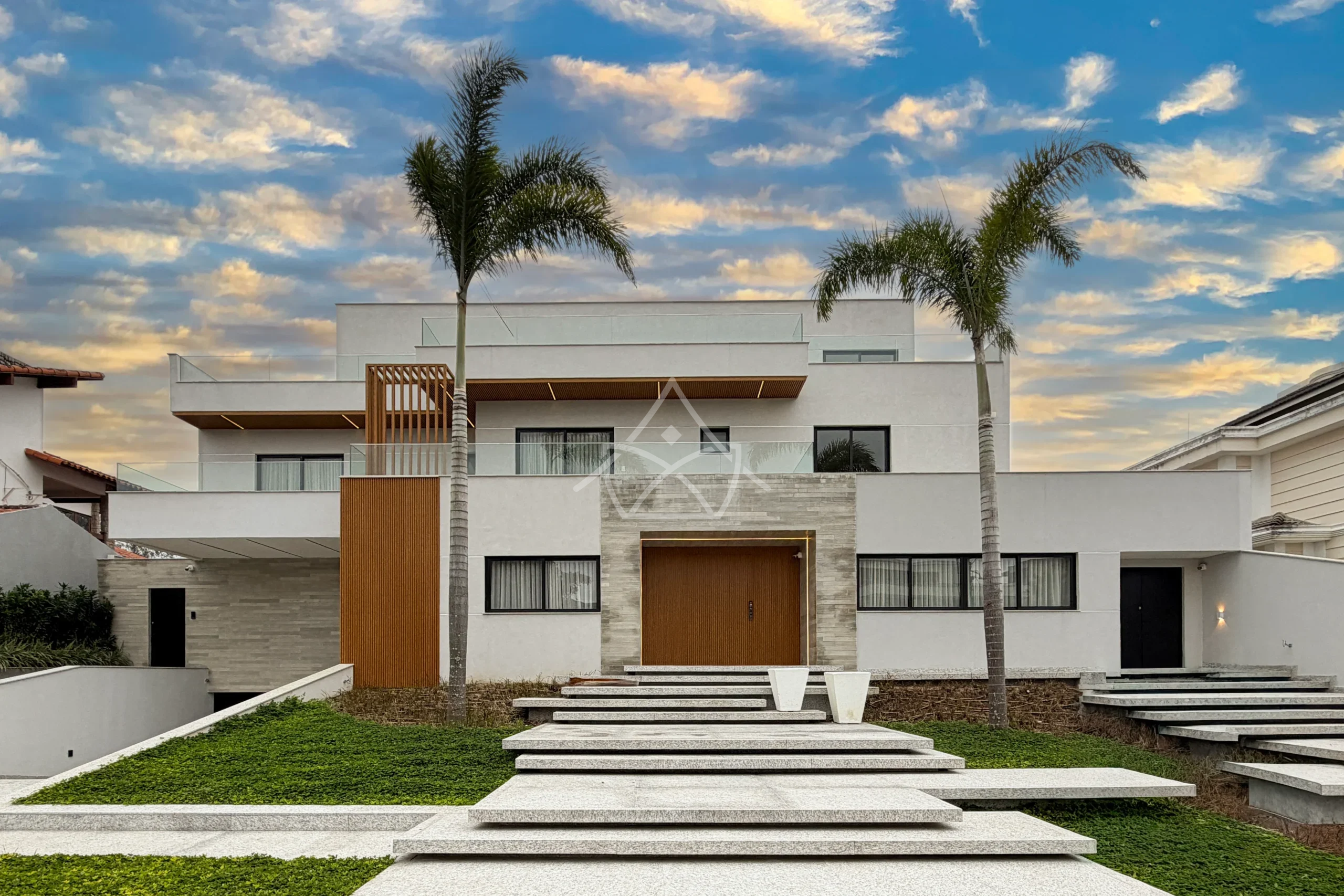 Mansão Triplex à Venda na Barra da Tijuca