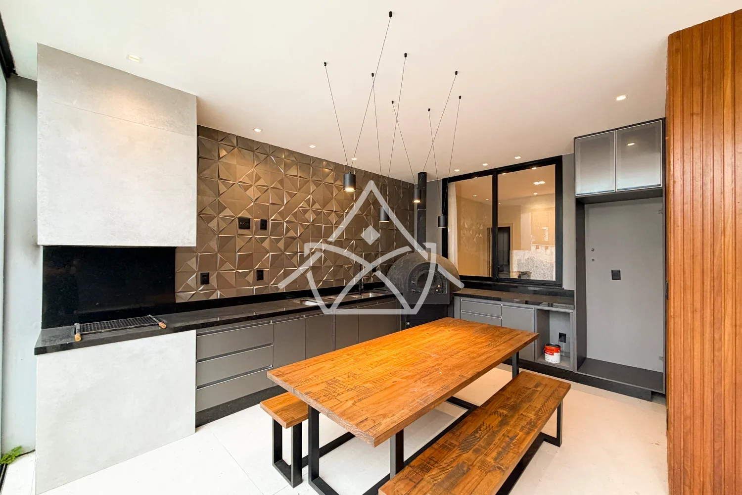 Casa à Venda Triplex - Recreio dos Bandeirantes, RJ