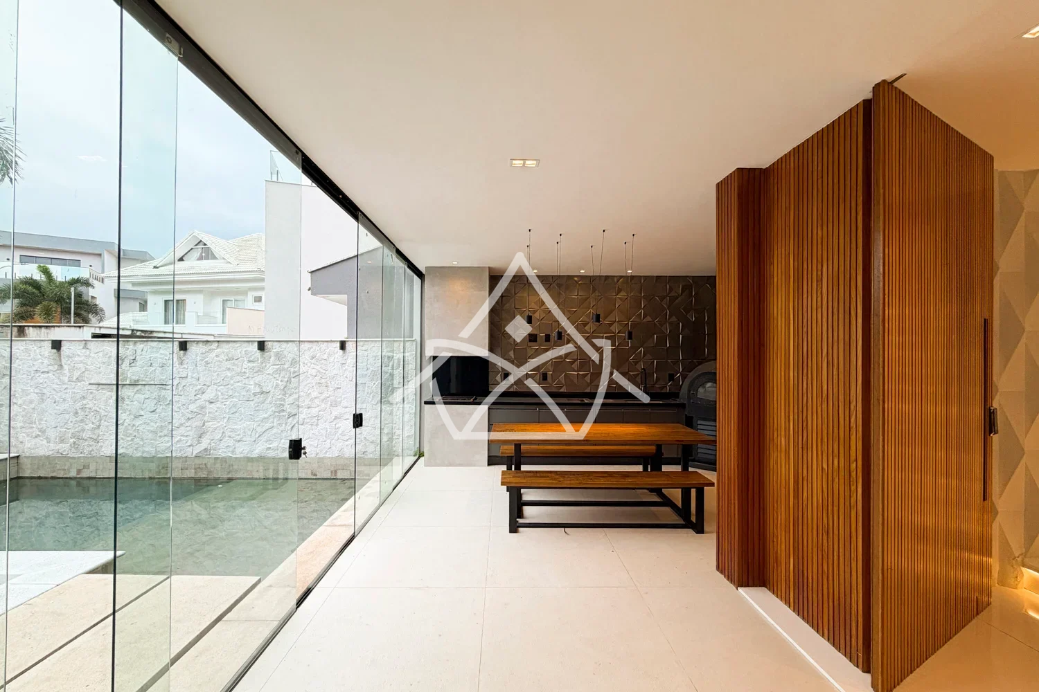 Casa à Venda Triplex - Recreio dos Bandeirantes, RJ