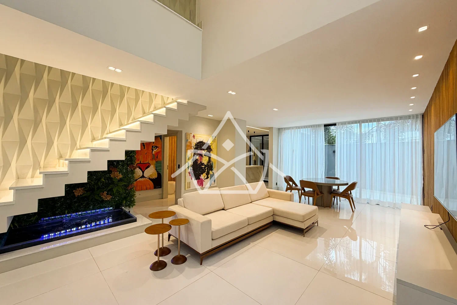 Casa à Venda Triplex - Recreio dos Bandeirantes, RJ