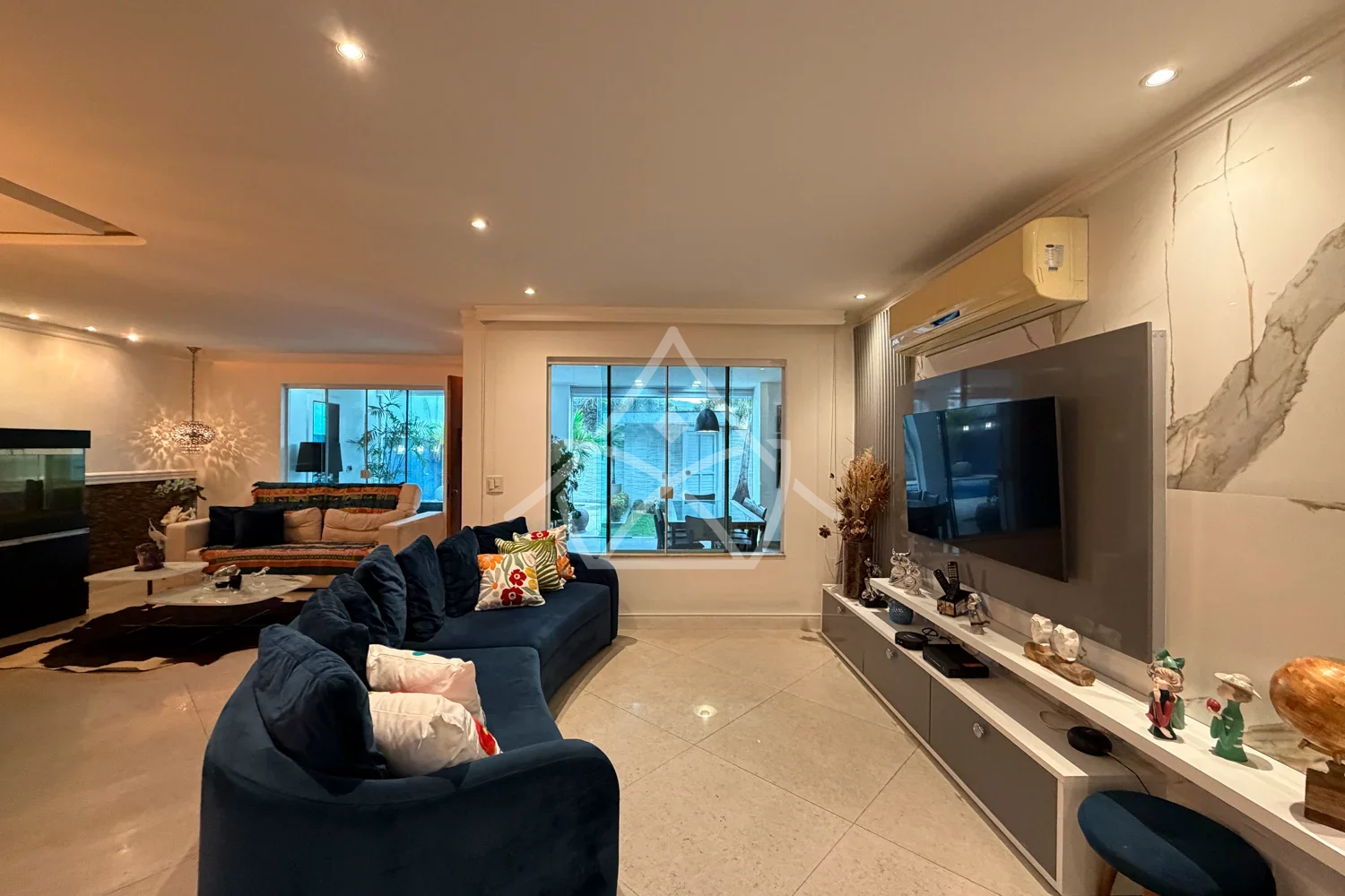 Casa à Venda Com 5 Suítes - Recreio dos Bandeirantes, RJ