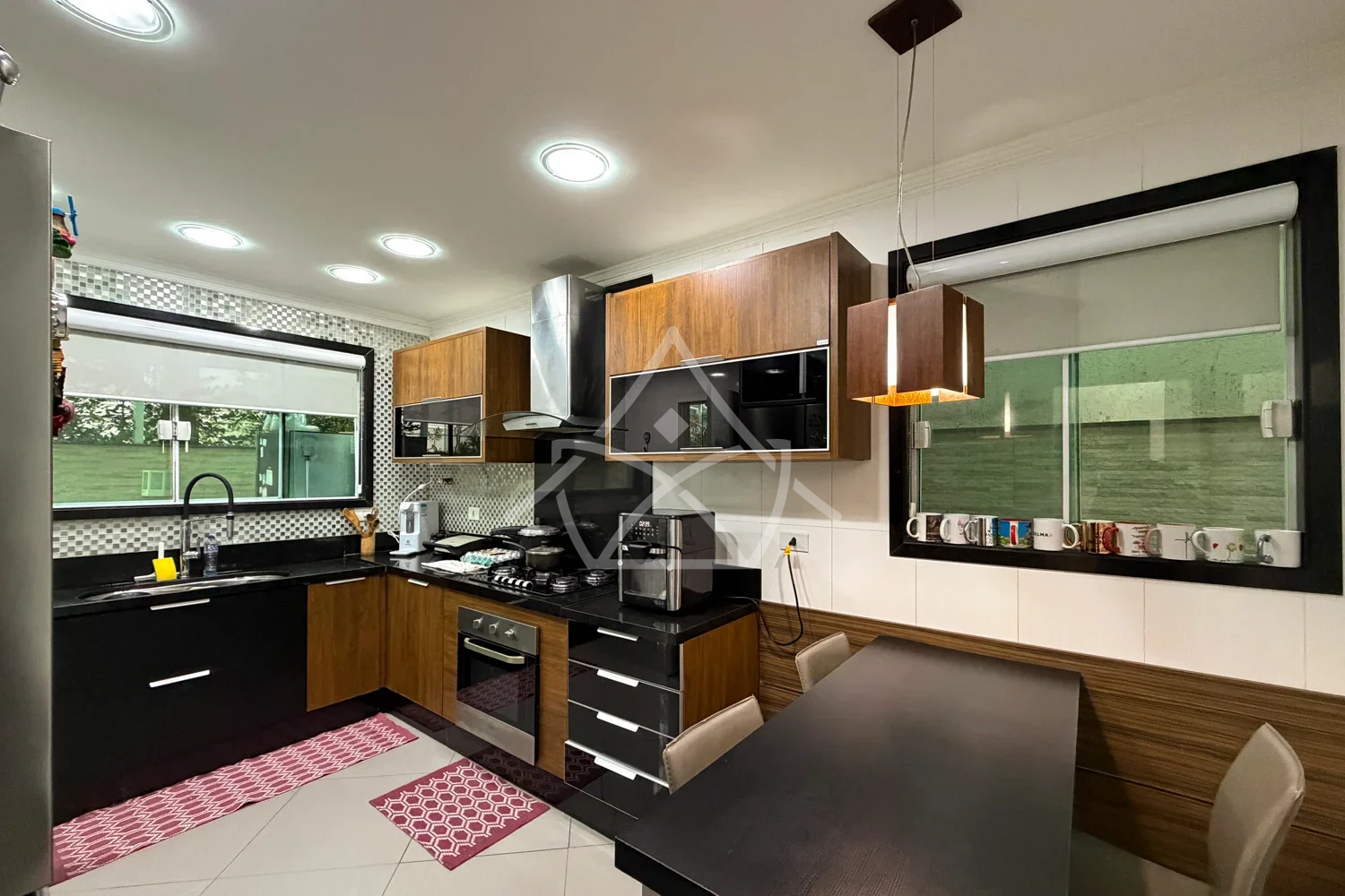 Casa à Venda Com 5 Suítes - Recreio dos Bandeirantes, RJ