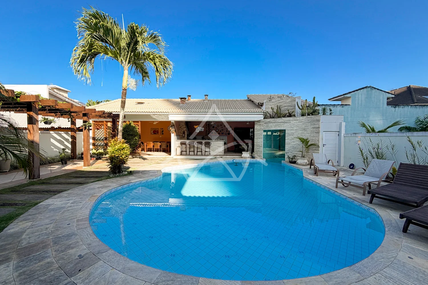 Casa Triplex na Barra da Tijuca - Condomínio Crystal Lake