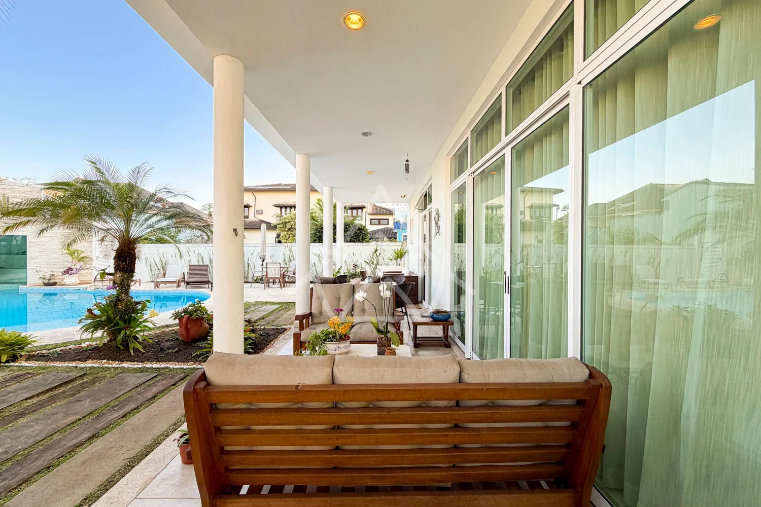 Casa Triplex na Barra da Tijuca - Condomínio Crystal Lake