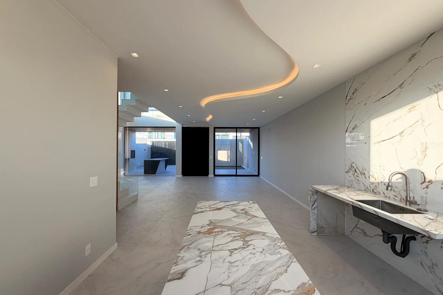 Casa Triplex Contemporânea - Recreio dos Bandeirantes, RJ