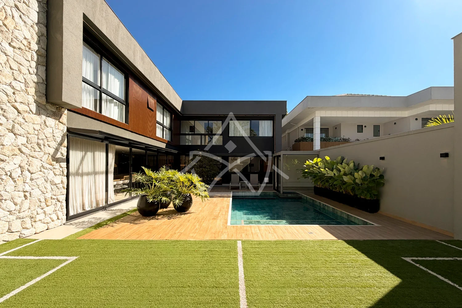 Casa Contemporânea Porteira Fechada - Barra da Tijuca, RJ