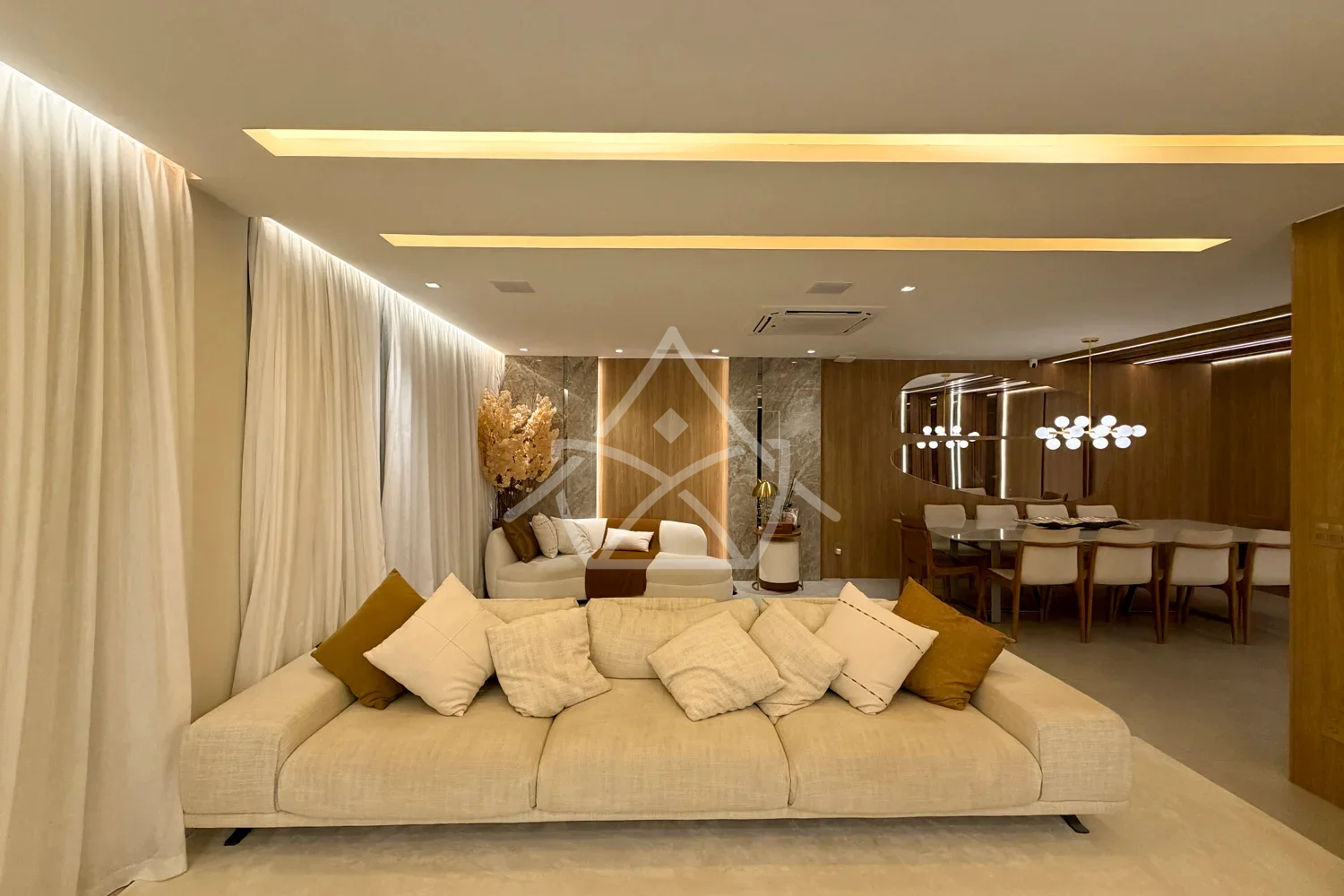 Casa Triplex à Venda - Barra da Tijuca, RJ