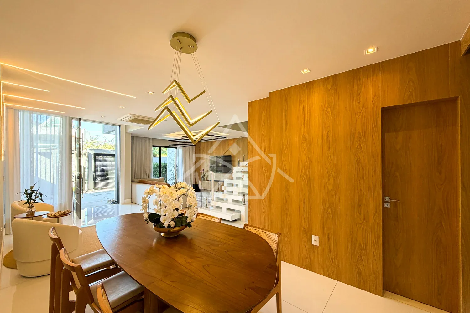 Casa Contemporânea com 4 Suítes - Recreio dos Bandeirantes-RJ