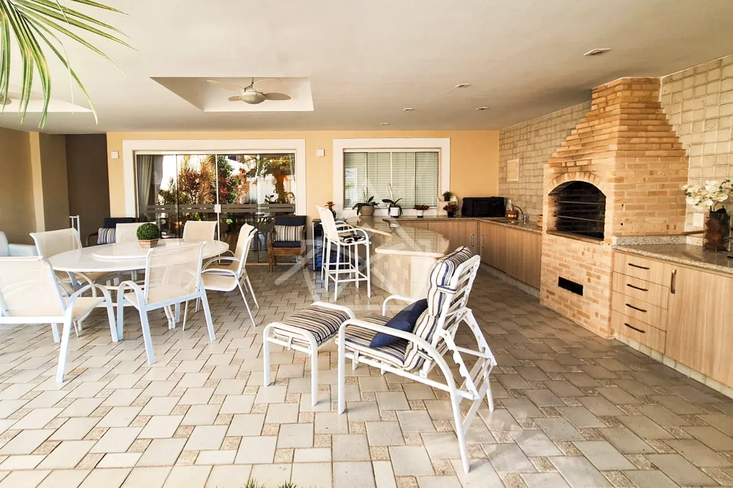 Casa Triplex Em Estilo Tradicional - Barra da Tijuca, RJ